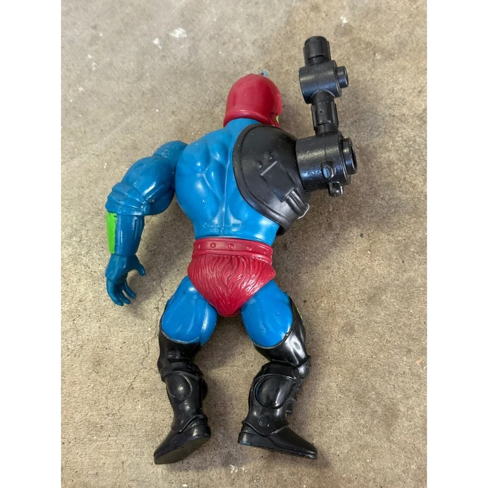 Vintage 1981 Mattel Masters of the Universe MOTU Trap Jaw Action Figure Blue Red